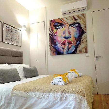 Santa Catarina Patio Apartment - With Washer Machine Porto Luaran gambar