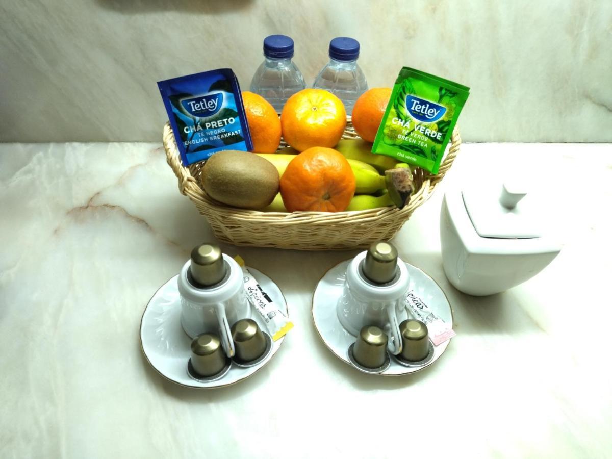 Santa Catarina Patio Apartment - With Washer Machine Porto Luaran gambar