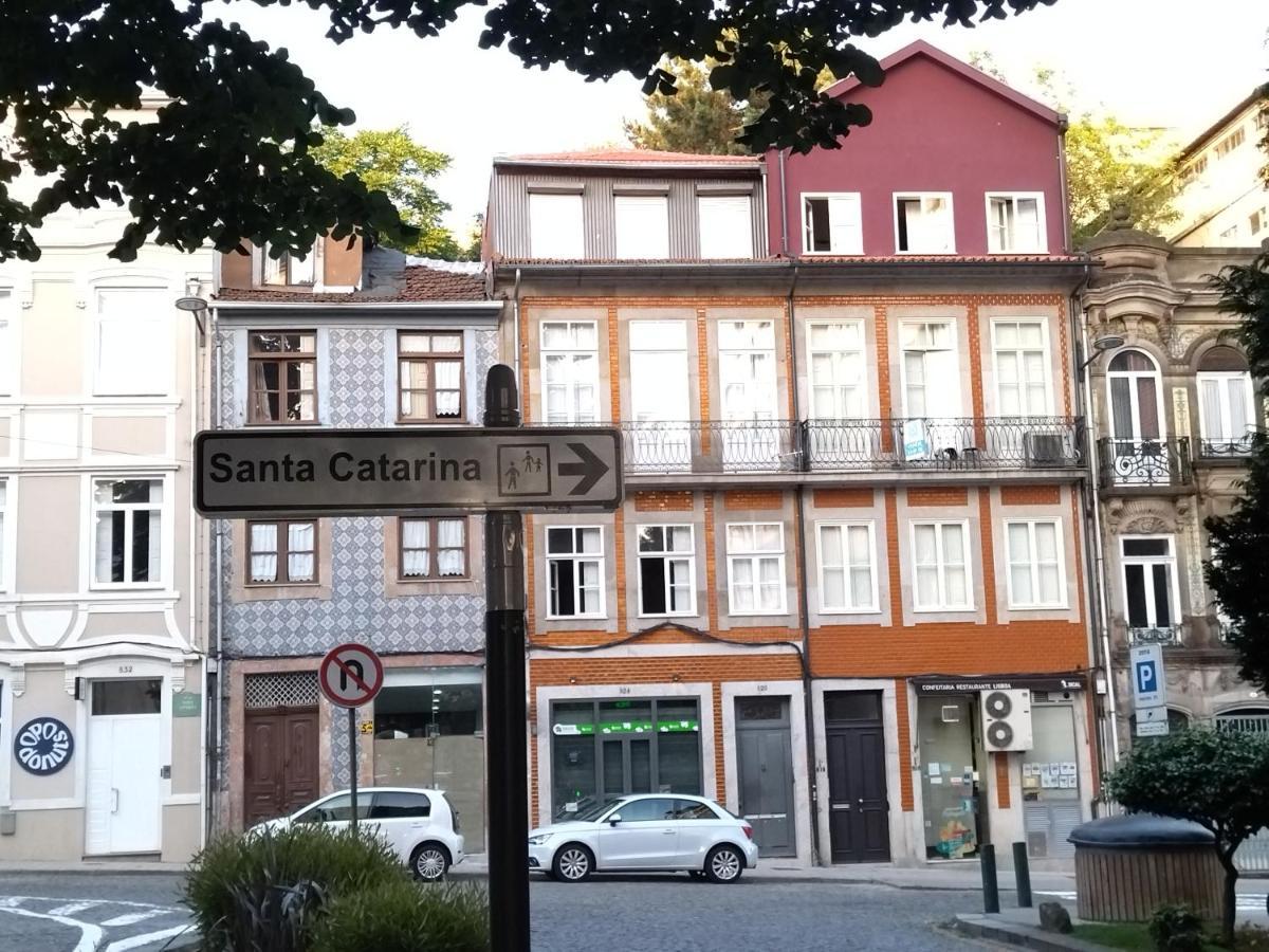 Santa Catarina Patio Apartment - With Washer Machine Porto Luaran gambar