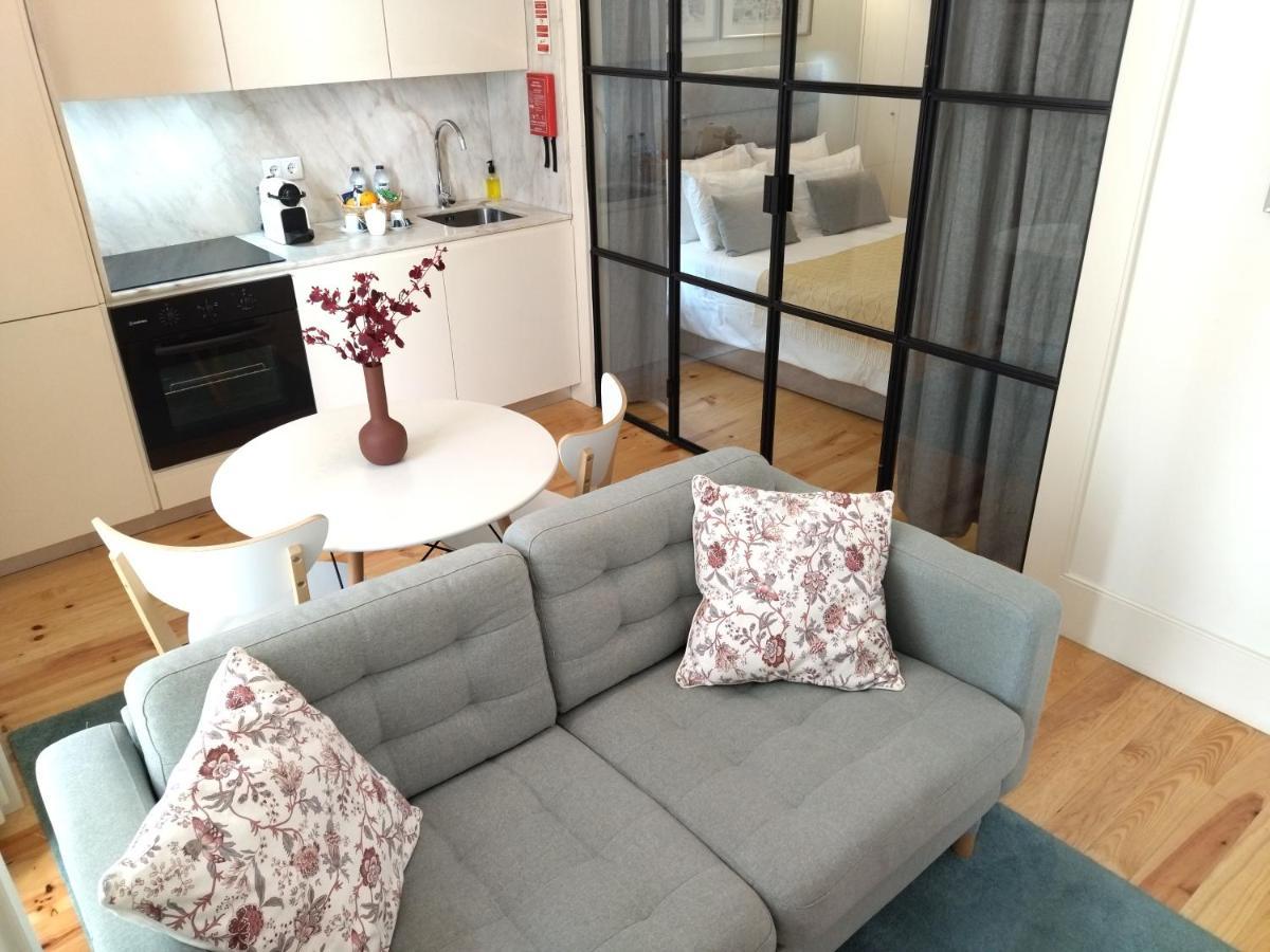 Santa Catarina Patio Apartment - With Washer Machine Porto Luaran gambar