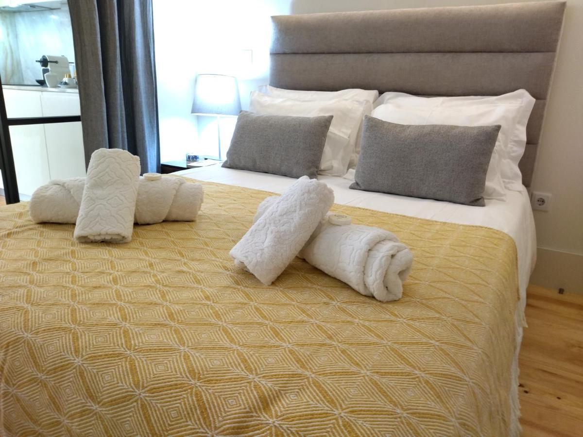 Santa Catarina Patio Apartment - With Washer Machine Porto Luaran gambar
