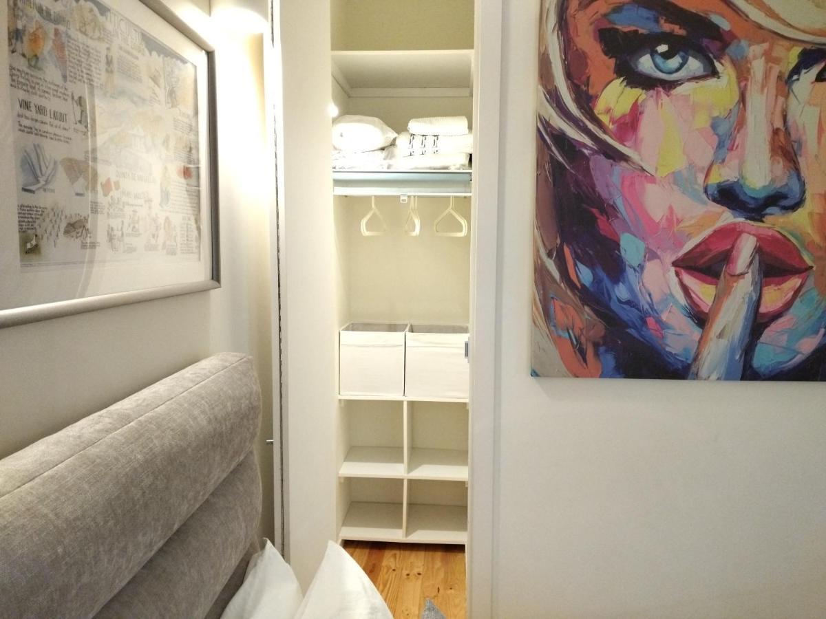Santa Catarina Patio Apartment - With Washer Machine Porto Luaran gambar