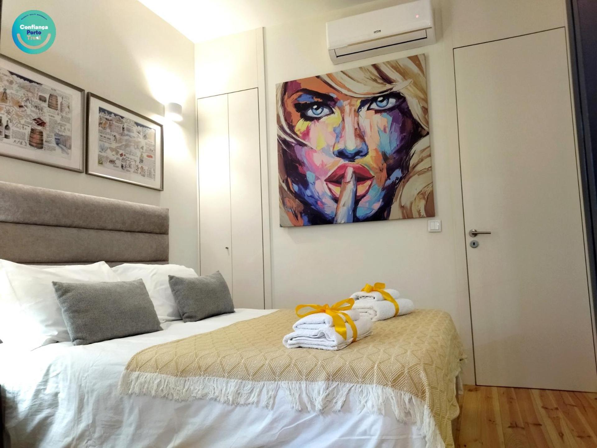 Santa Catarina Patio Apartment - With Washer Machine Porto Luaran gambar