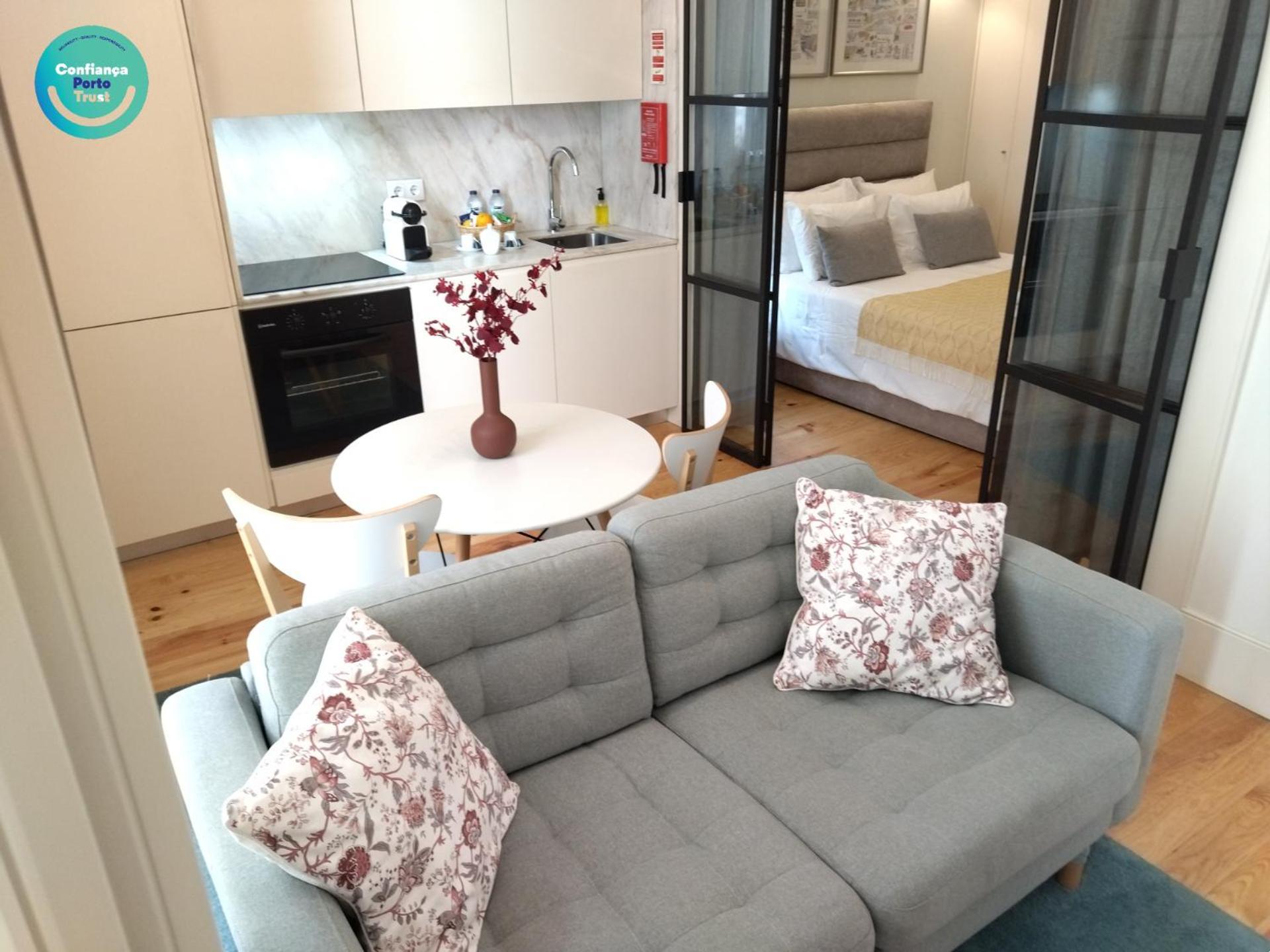 Santa Catarina Patio Apartment - With Washer Machine Porto Luaran gambar